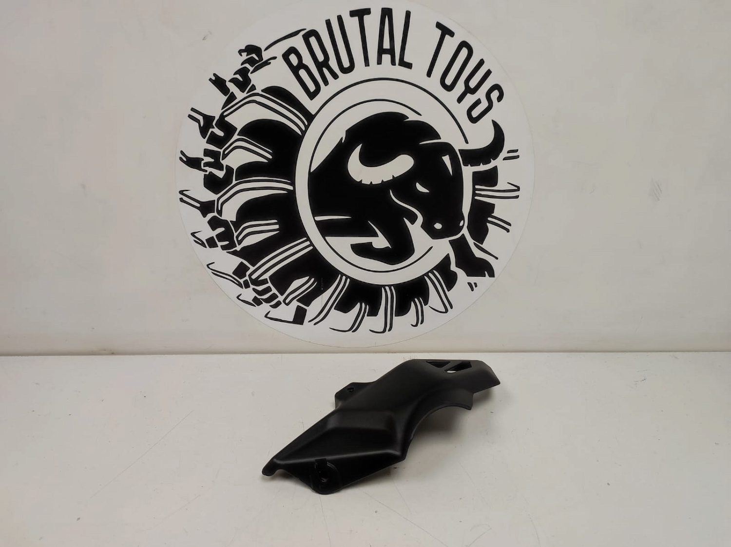 Защита заднего левого рычага L 706003052 бу